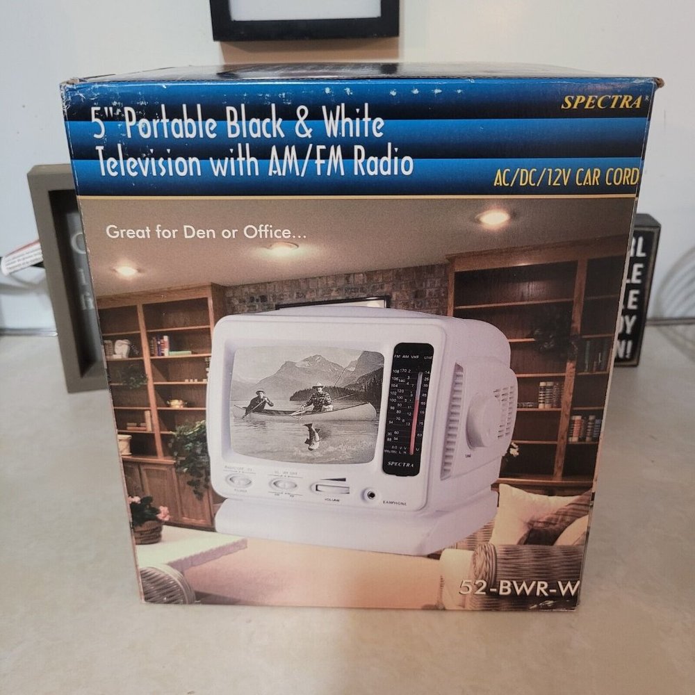 NEW SPECTRA 5" Black & White AC/DC/12v Portable TV Television with AM/FM Radio